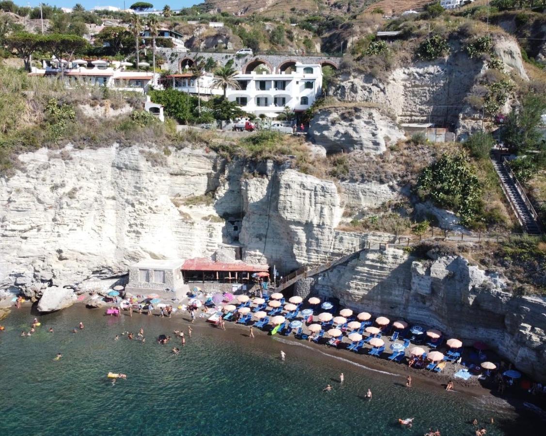 Villa Bina Sea Hotel Sant'Angelo  Exterior photo